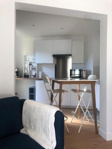 Rond Point Studio Cosy Et Central Avec Balcon Σαιντ-Ετιέν Εξωτερικό φωτογραφία