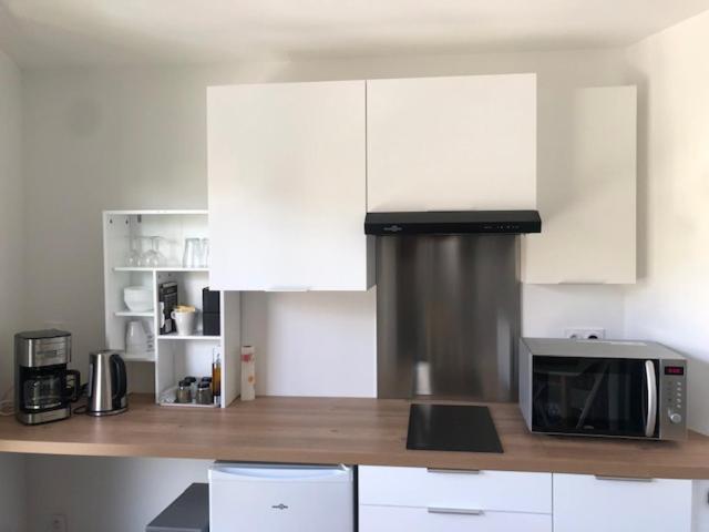 Rond Point Studio Cosy Et Central Avec Balcon Σαιντ-Ετιέν Εξωτερικό φωτογραφία